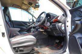 Subaru Forester XBREAK White 2018