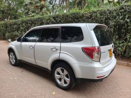 SUBARU FORESTER 2011 NON TURBO  
